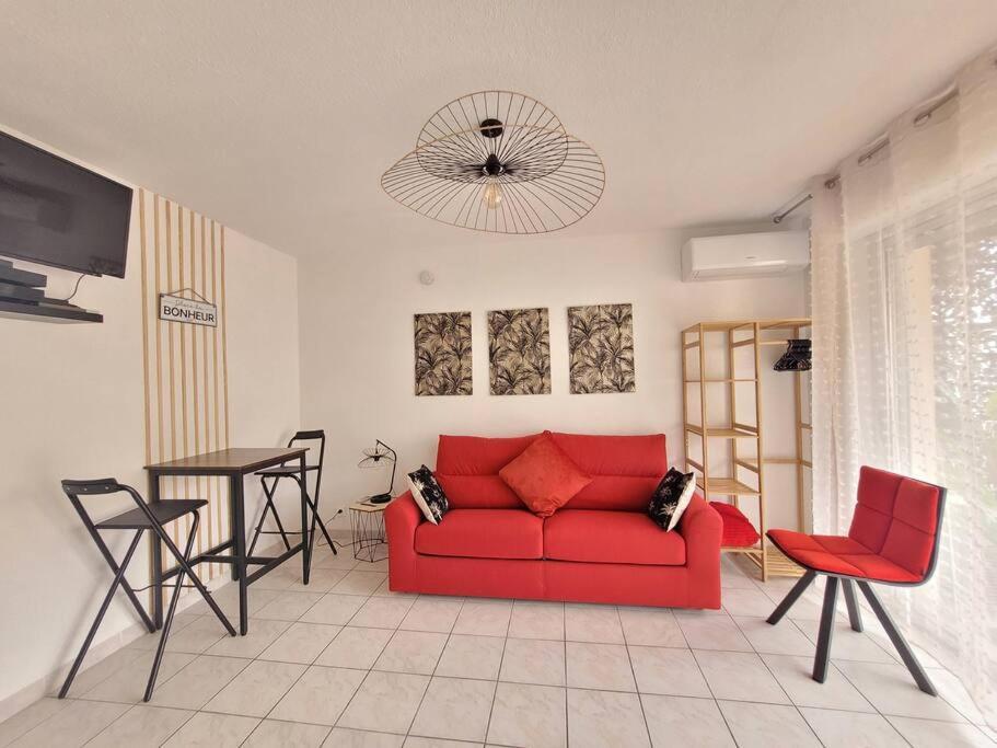 Studio Lucia - Vue Mer Saint Aygulf Extérieur photo