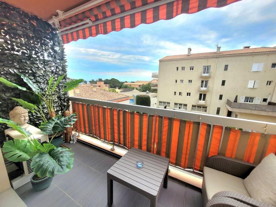 Studio Lucia - Vue Mer Saint Aygulf Extérieur photo