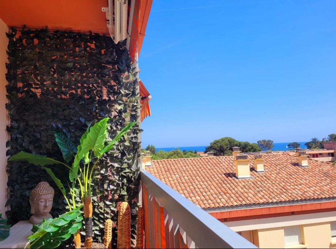 Studio Lucia - Vue Mer Saint Aygulf Extérieur photo